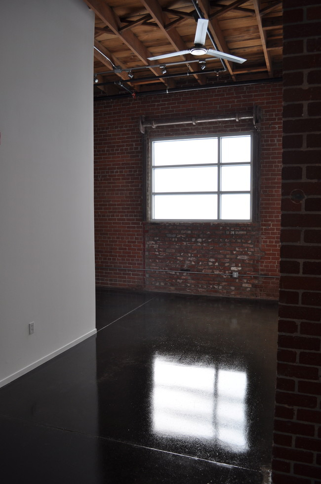 Broadway Lofts Fresno CA Apartment Finder